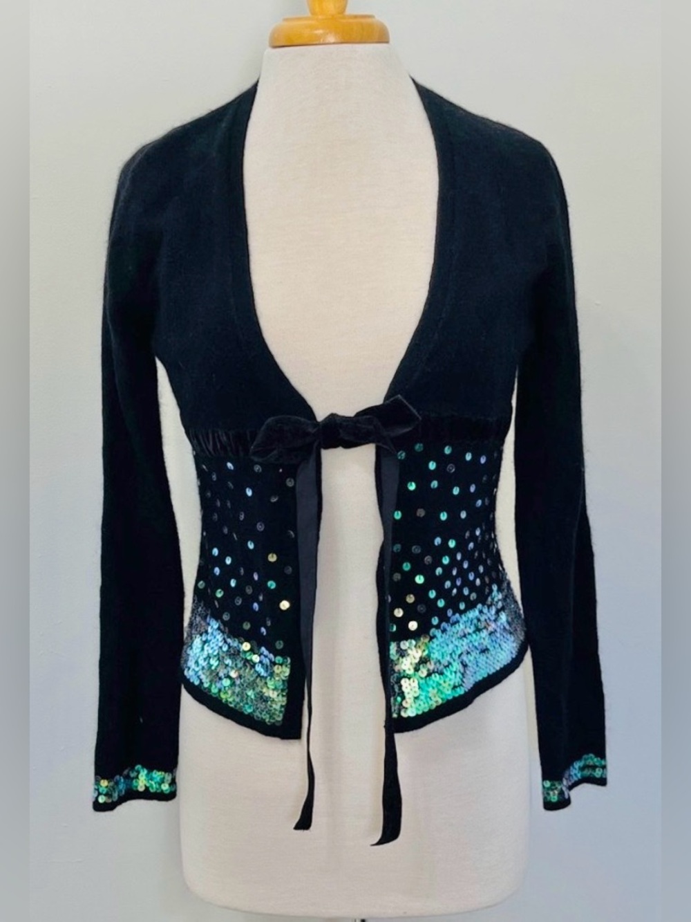 Pura Vida Sequined Angora Wool Tie Front Mermaid colors Sweater Size Medium